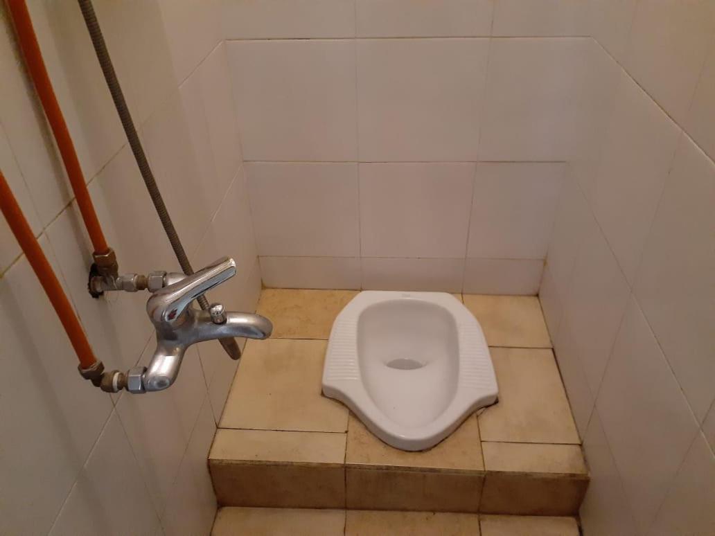 Kost Carmelia Syariah Baranangsiang Bogor Hotel Room photo